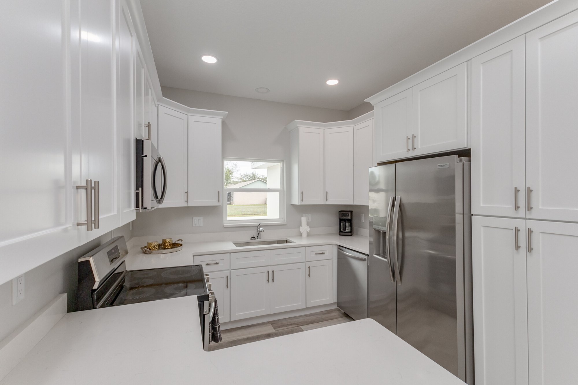 1380 Elmira - Interior 30