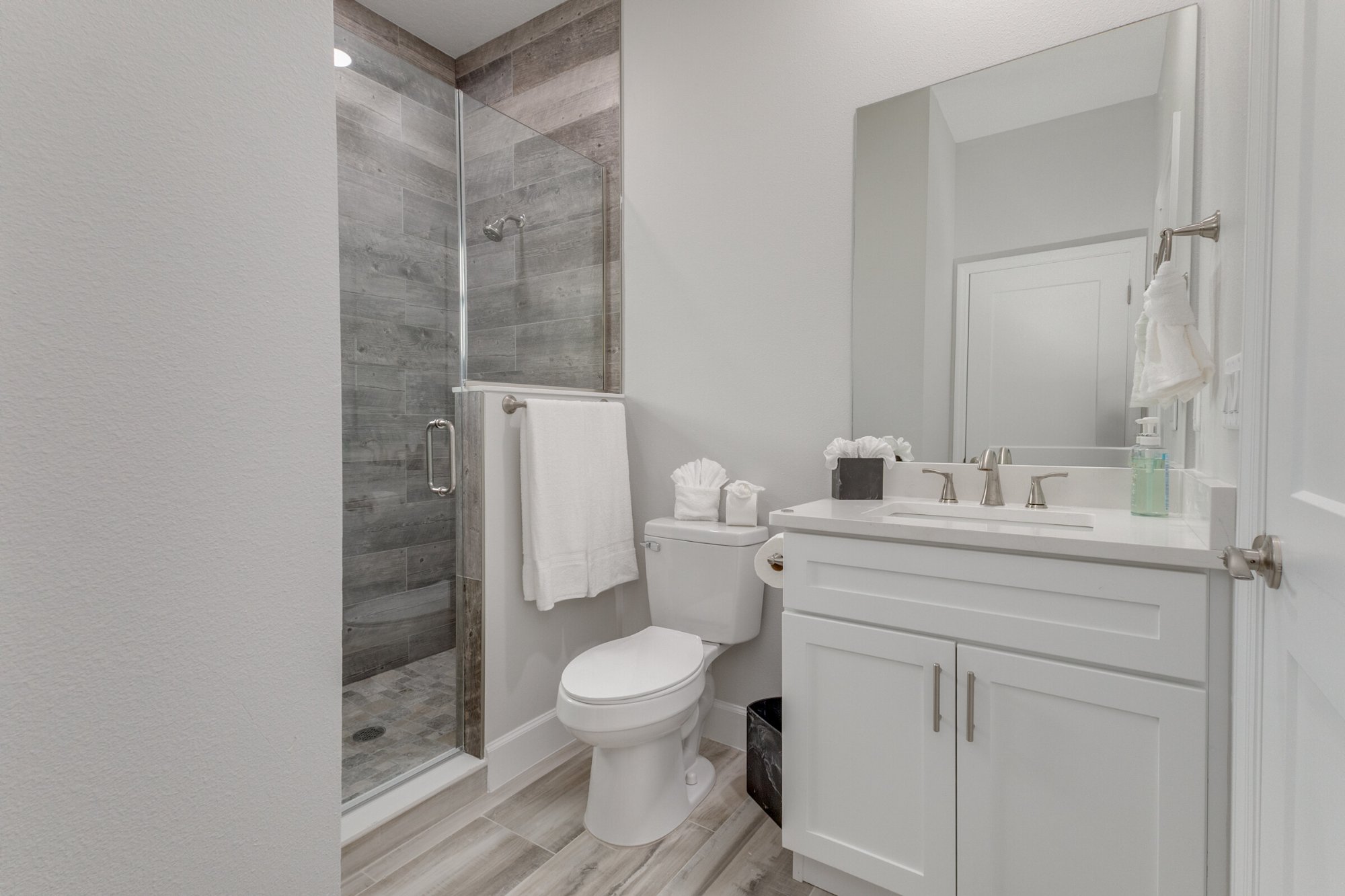 1380 Elmira - Interior 42